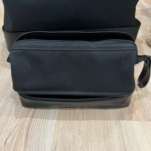 used, but excellent condition! selling cause i’m updating my stuff!